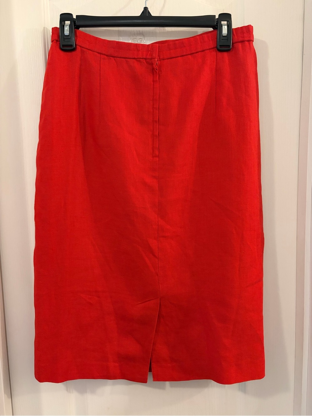 Donna Morgan Vintage Vibrant Red Skirt Set with Bow Accents - Picture 11 of 15